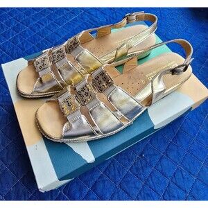 La Plume Gold Sandles